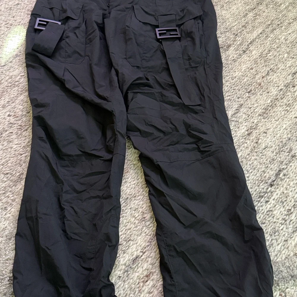 Fendi Nylon Cargo Pants SZ Medium - Picture 6 of 7
